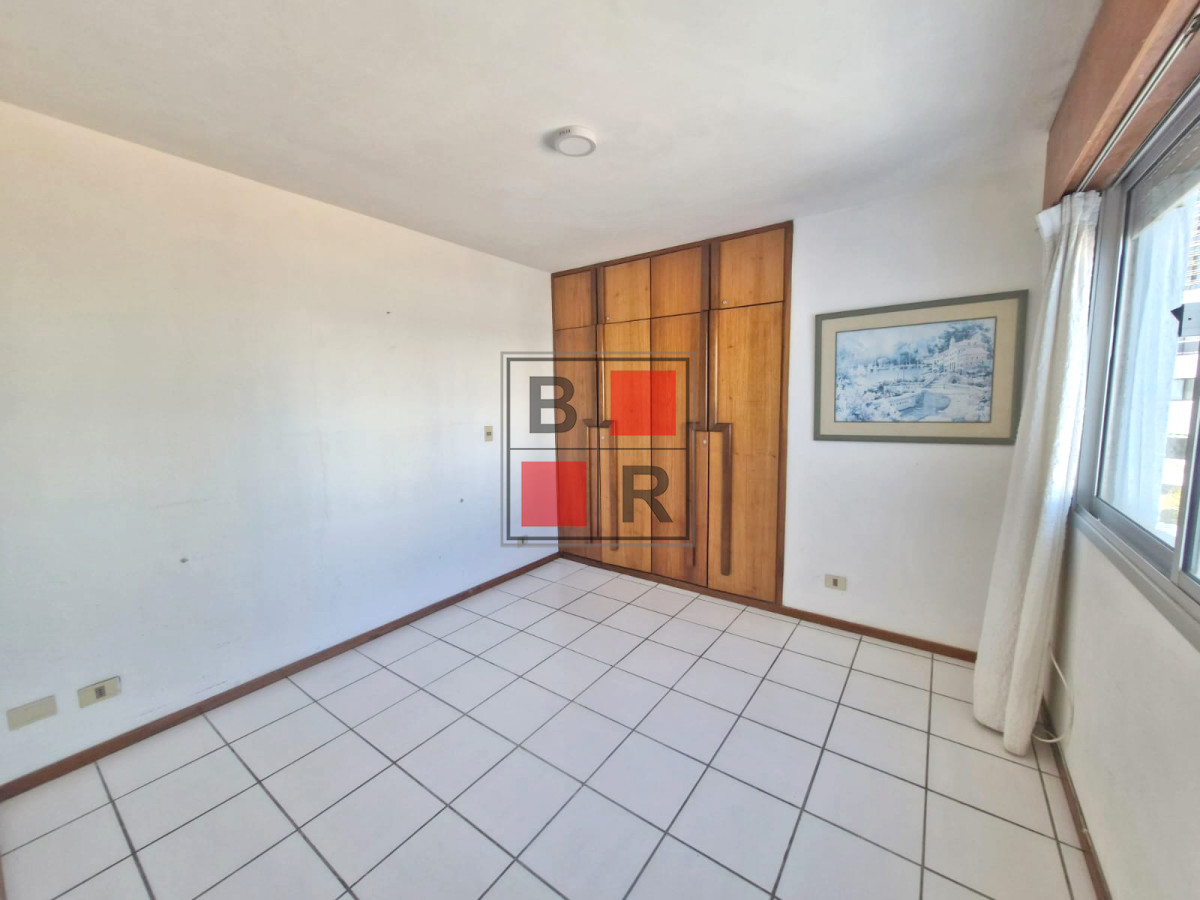 Apartamento ID.1355 - Venta Apartamento en Punta del Este Cap Ferrat a 1 Cuadra de Playa Mansa