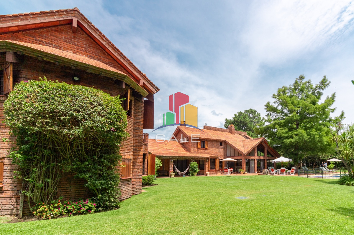 Casa ID.2216 - Venta Casa en Punta del Este Mansa