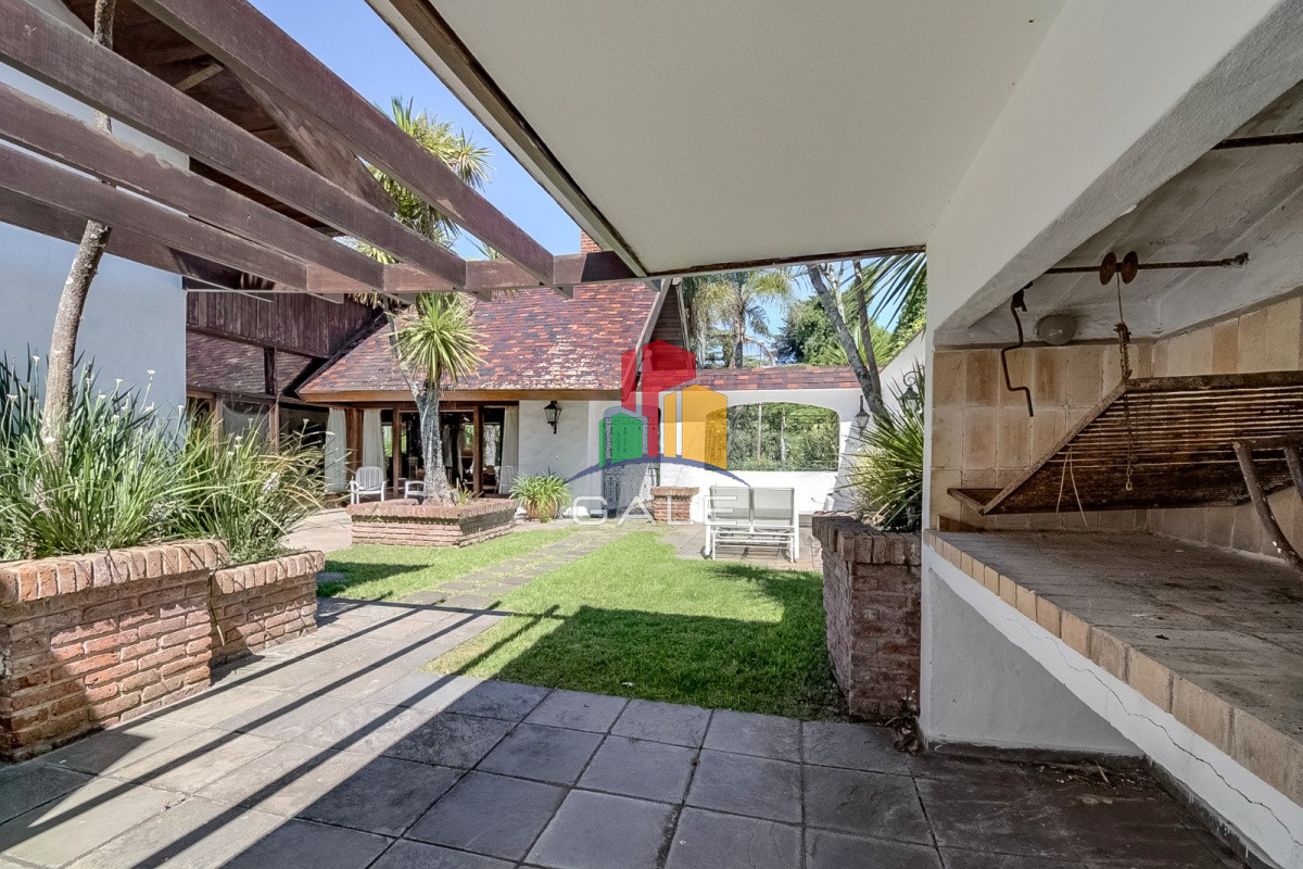 Casa ID.3746 - Venta casa playa  Mansa 