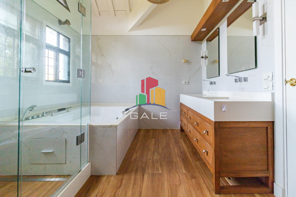 Casa ID.2216 - Venta Casa en Punta del Este Mansa