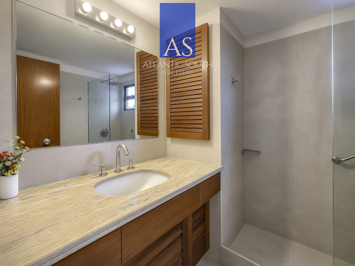 Apartamento ID.4935 - Apartamento Totalmente Reciclado en Parquemar Bosque 2 Dormitorios