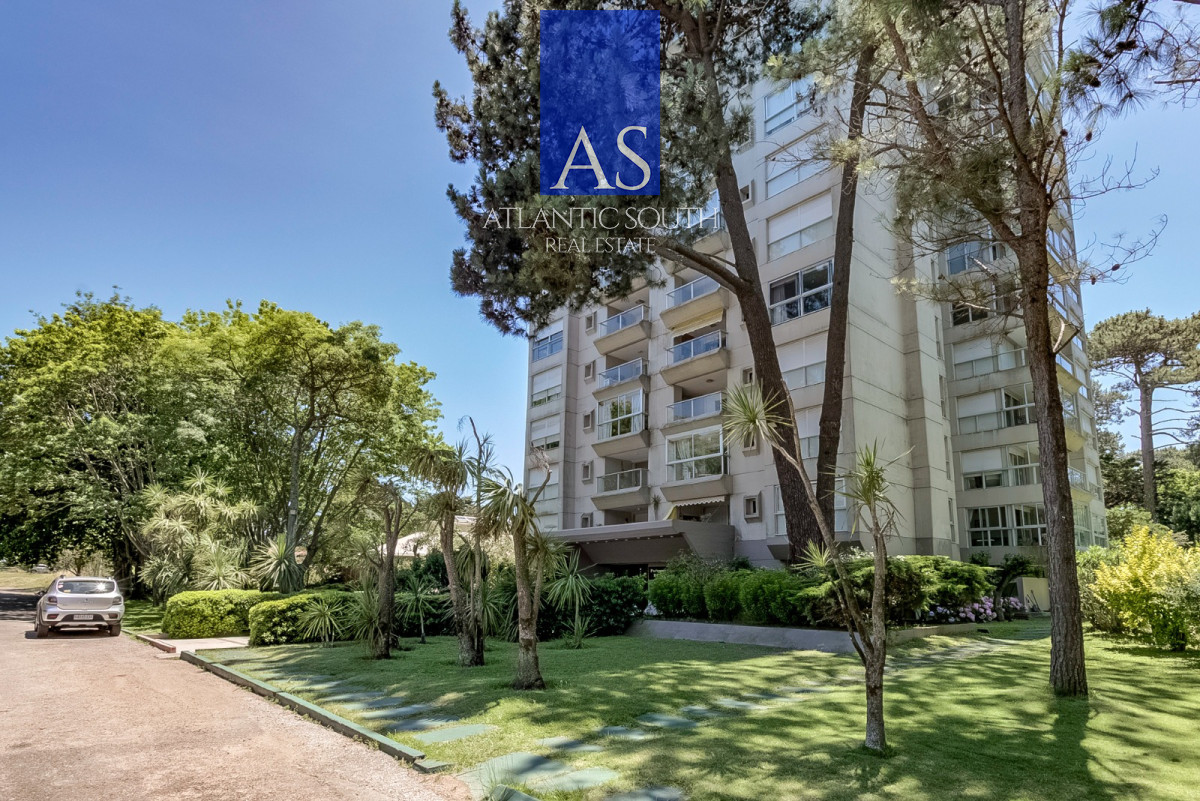 Apartamento ID.4935 - Apartamento Totalmente Reciclado en Parquemar Bosque 2 Dormitorios
