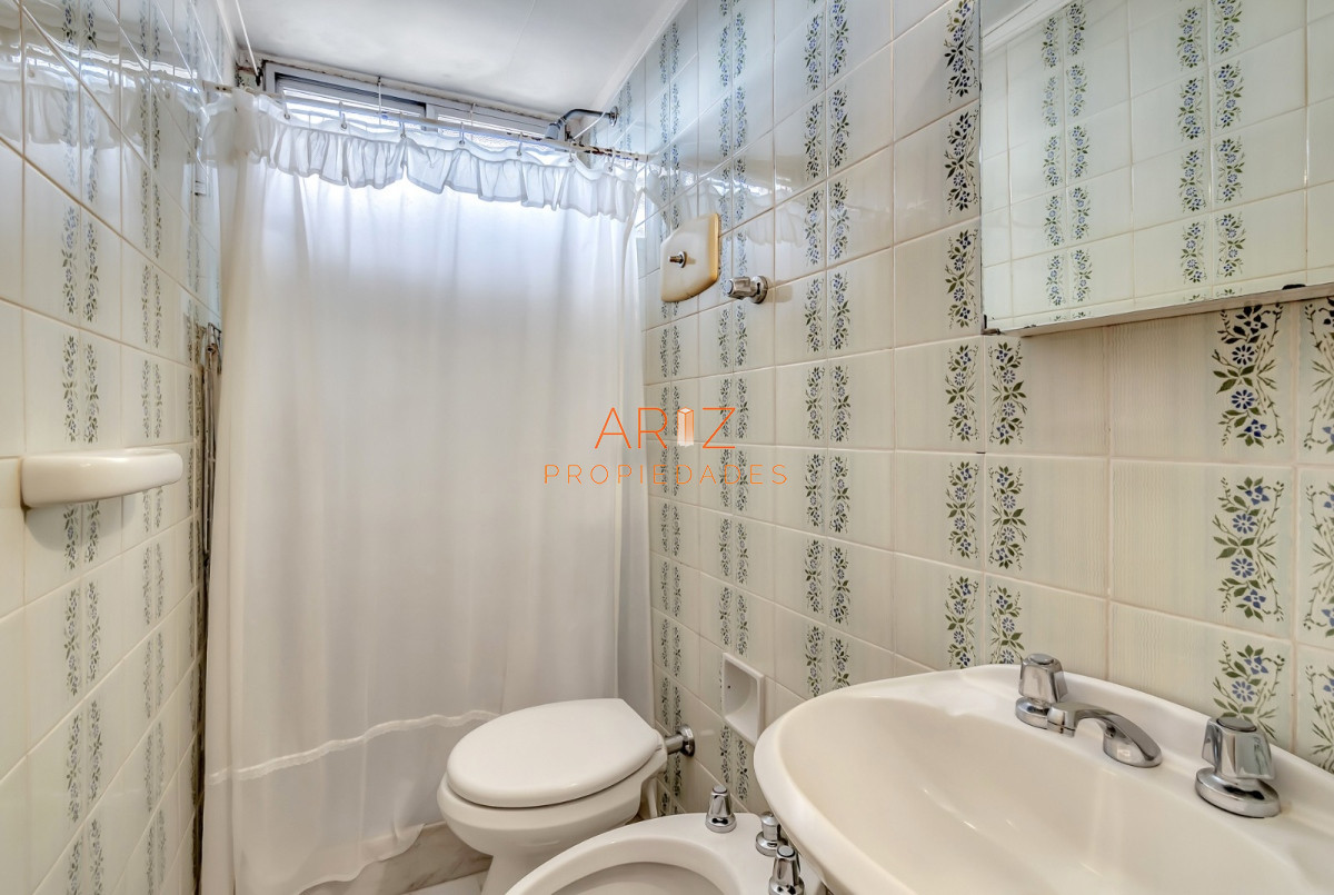 Apartamento ID.2196 - Venta Apartamento en Punta del Este Golden Gate 1ra Línea de Mansa