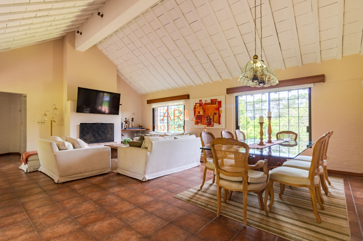 Casa ID.2184 - Venta Casa en Punta del Este Mansa