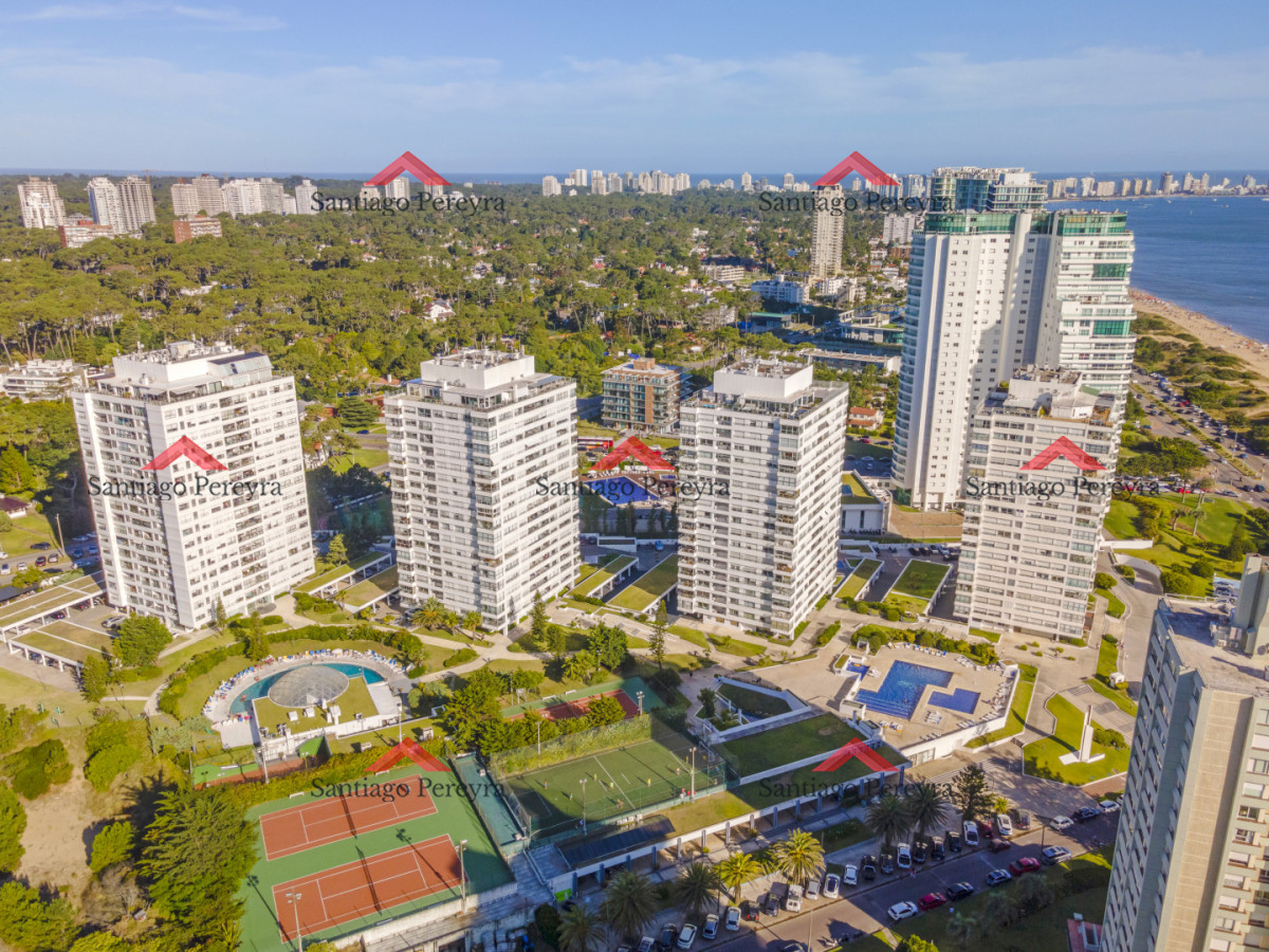 Apartamento ID.17098 - Apartamento en Punta del Este Mansa Torre Jefferson en Complejo Lincoln Center 1ra Línea de Mansa Excelentes Amenities