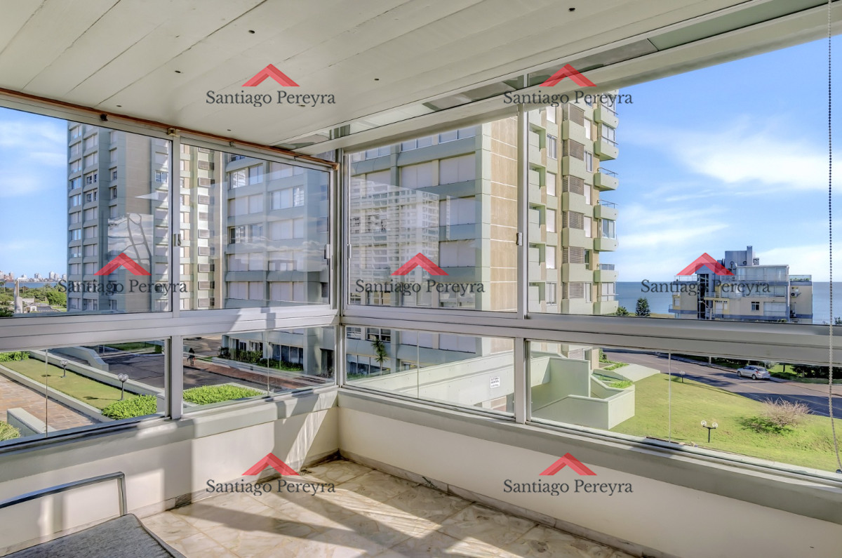 Apartamento ID.15987 - Venta Apartamento en Punta del Este Torre Fragata en Mansa