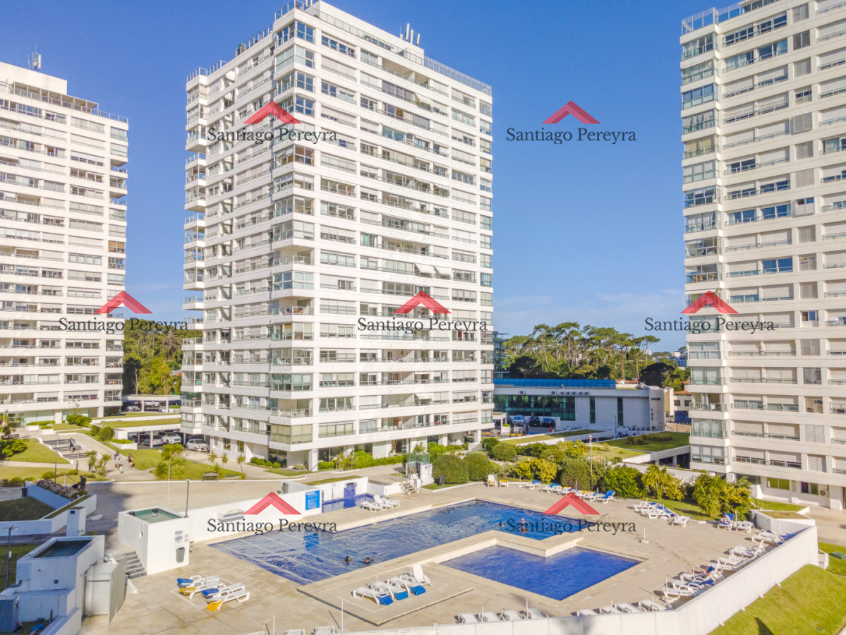 Apartamento ID.17098 - Apartamento en Punta del Este Mansa Torre Jefferson en Complejo Lincoln Center 1ra Línea de Mansa Excelentes Amenities