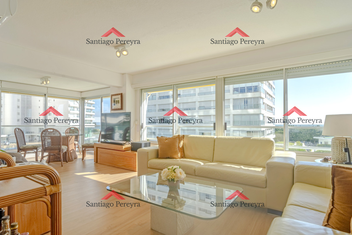 Apartamento ID.17098 - Apartamento en Punta del Este Mansa Torre Jefferson en Complejo Lincoln Center 1ra Línea de Mansa Excelentes Amenities