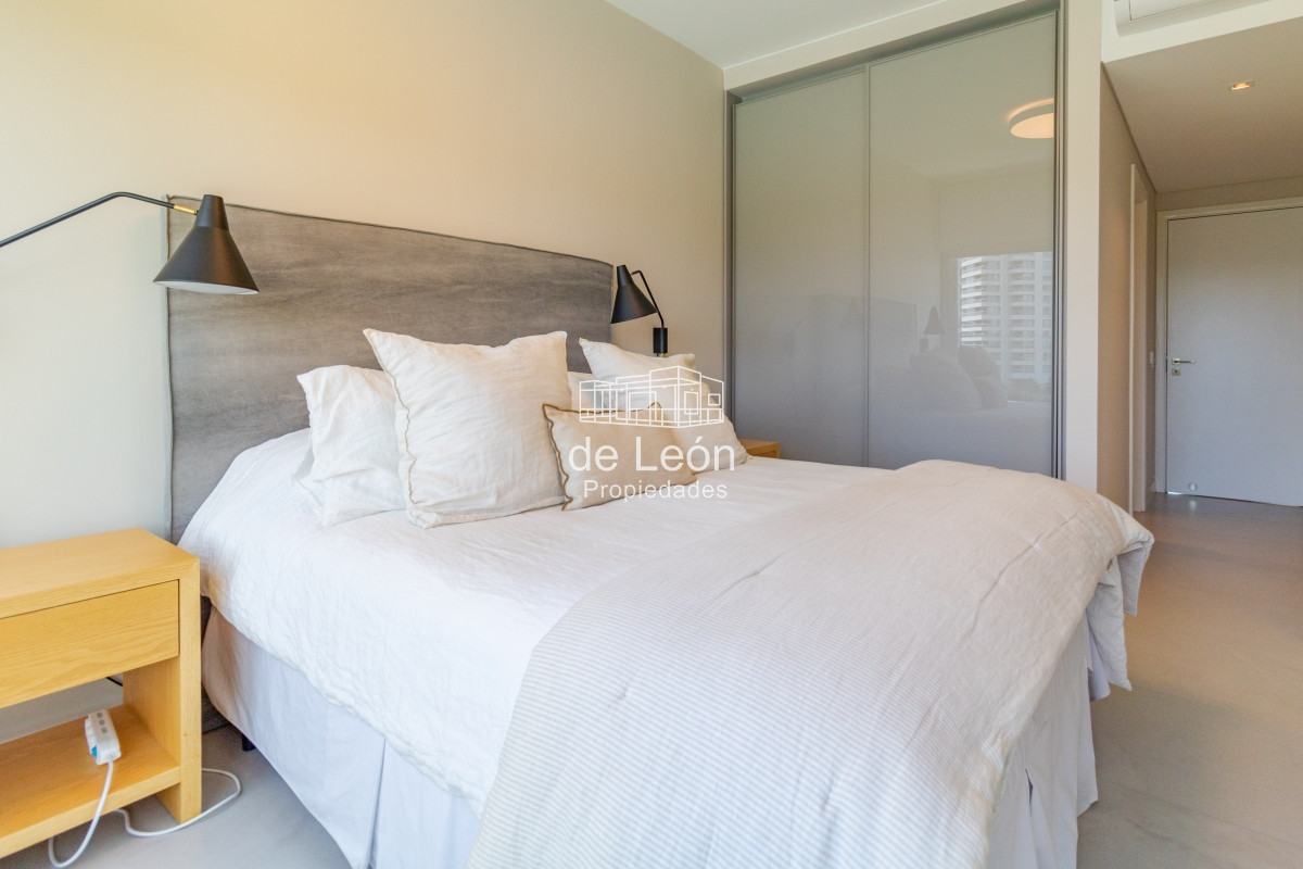 Apartamento ID.15104 - Venta Apartamento en Punta del Este Le Parc III 1ra Línea Playa Brava