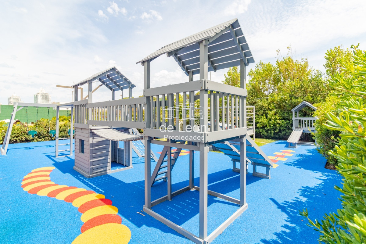 Apartamento ID.15104 - Venta Apartamento en Punta del Este Le Parc III 1ra Línea Playa Brava