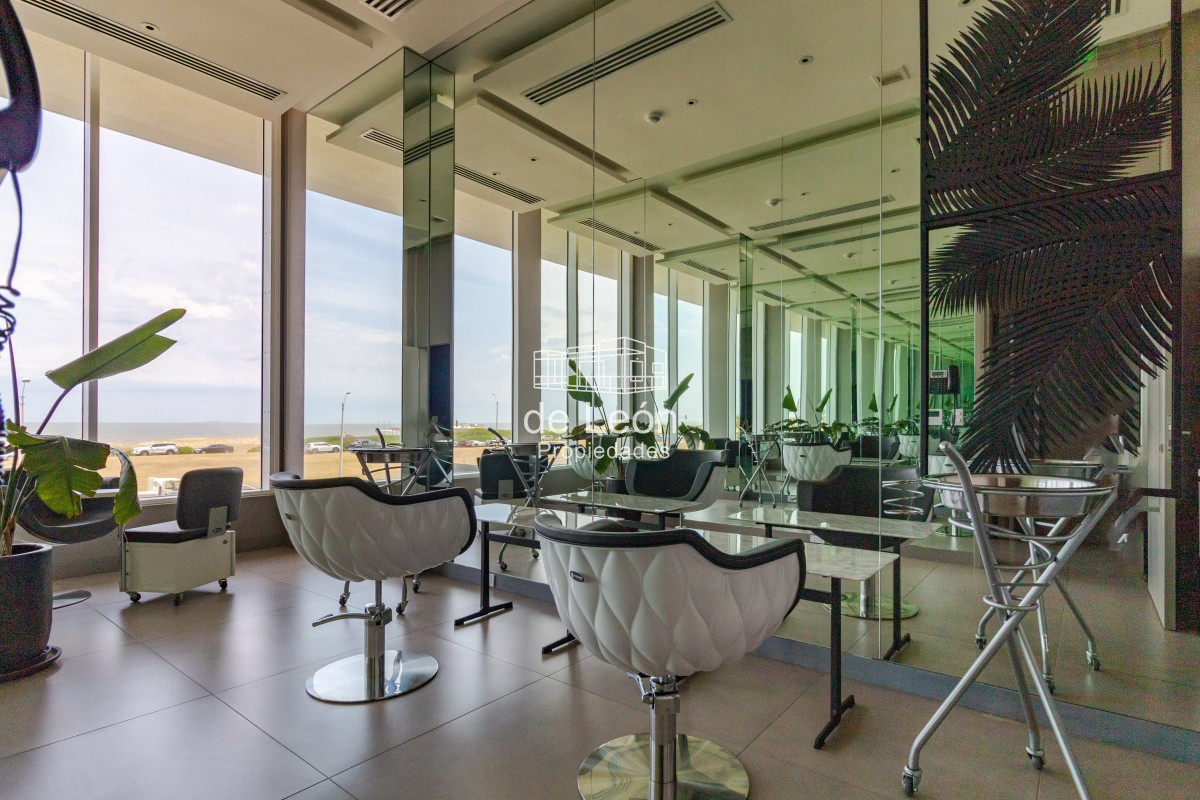 Apartamento ID.15104 - Venta Apartamento en Punta del Este Le Parc III 1ra Línea Playa Brava