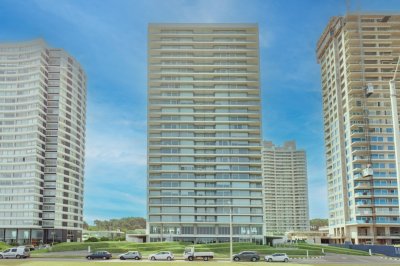 Venta Apartamento en Punta del Este Le Parc III 1ra Línea Playa Brava