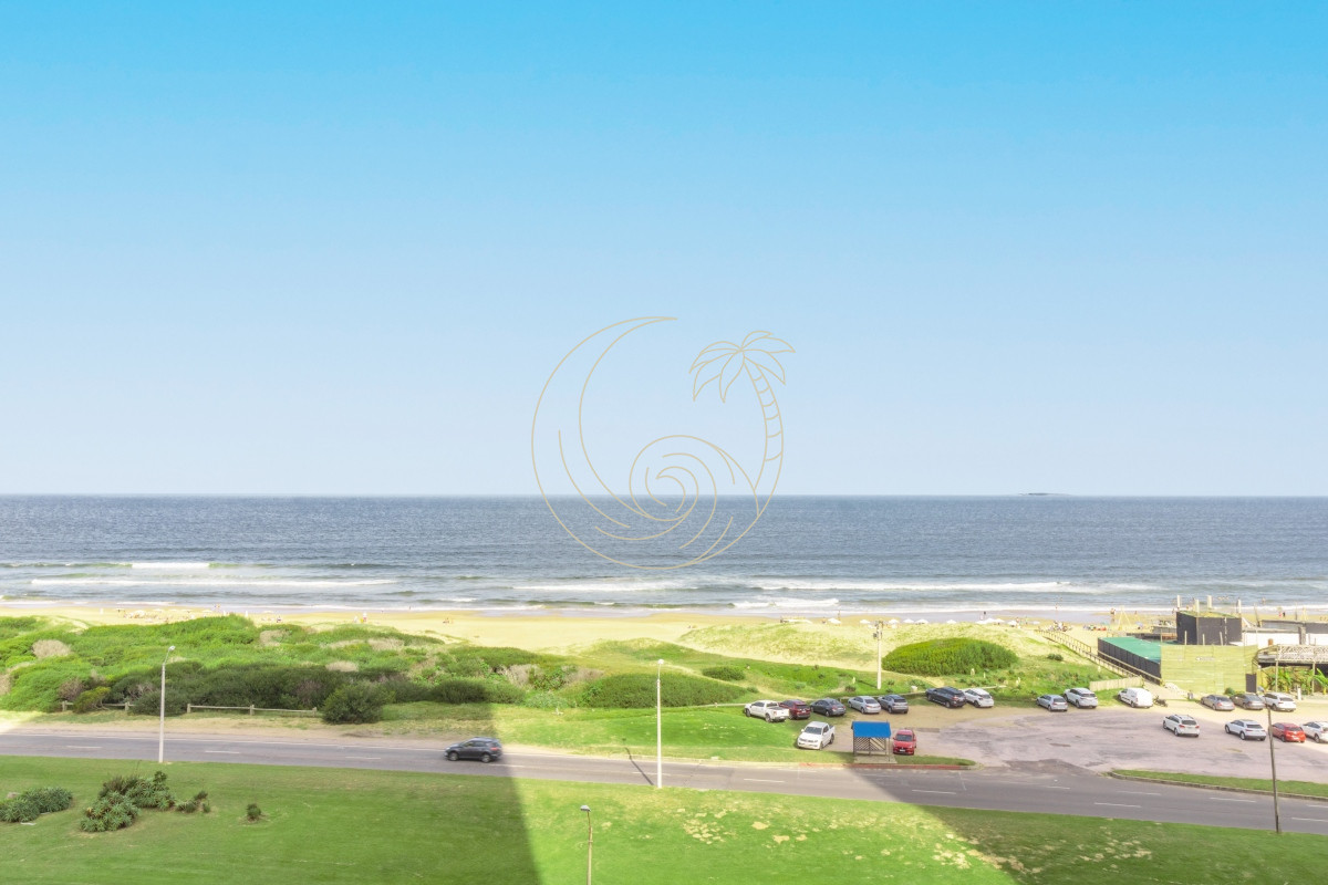 Apartamento ID.21092567 - Venta Apartamento en Punta del Este Le Parc II 1ra Línea Playa Brava