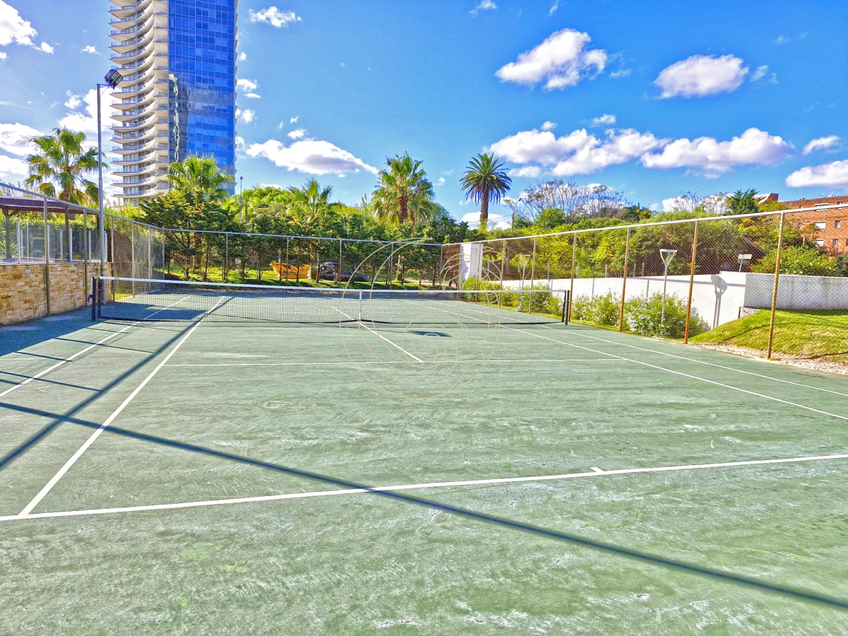 Apartamento ID.21092568 - Venta Apartamento en Punta del Este Casino Tower Mansa