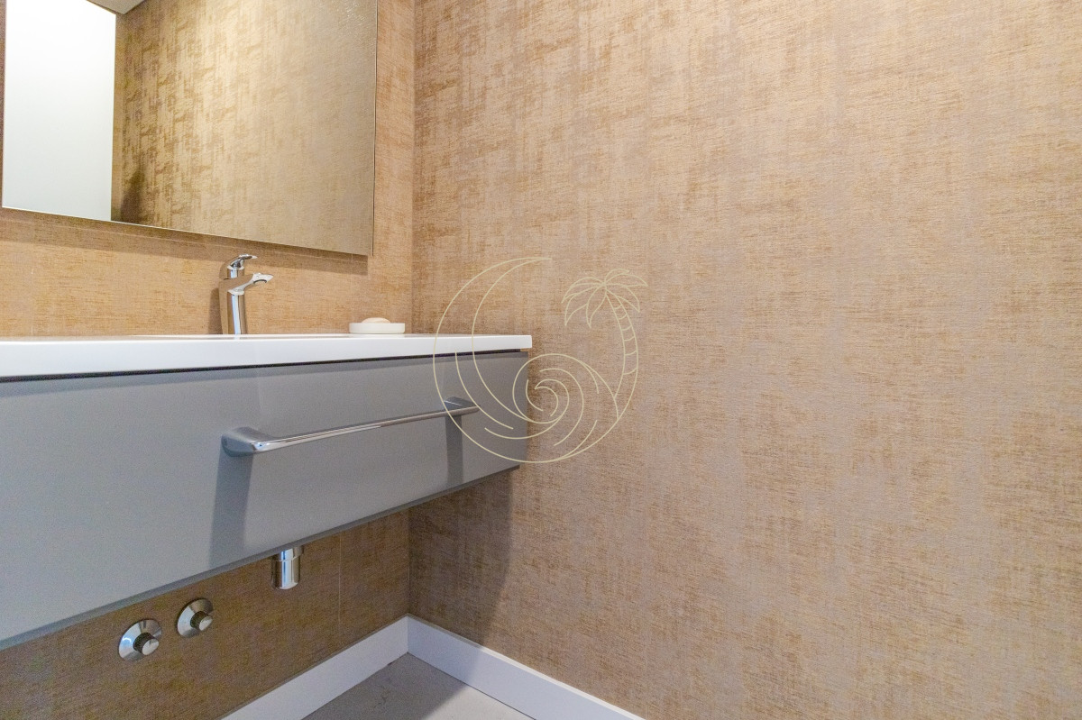 Apartamento ID.21092565 - Venta Apartamento en Punta del Este Le Parc III 1ra Línea Playa Brava