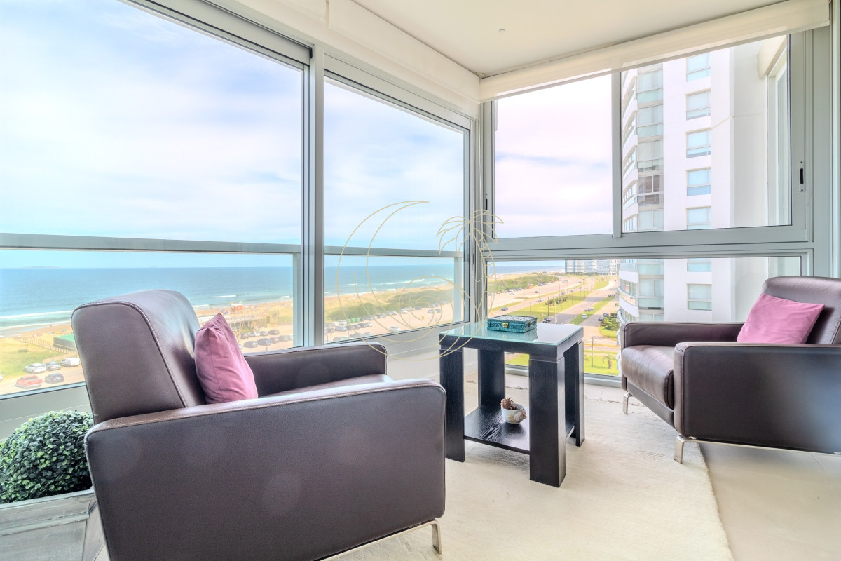 Apartamento ID.21092567 - Venta Apartamento en Punta del Este Le Parc II 1ra Línea Playa Brava