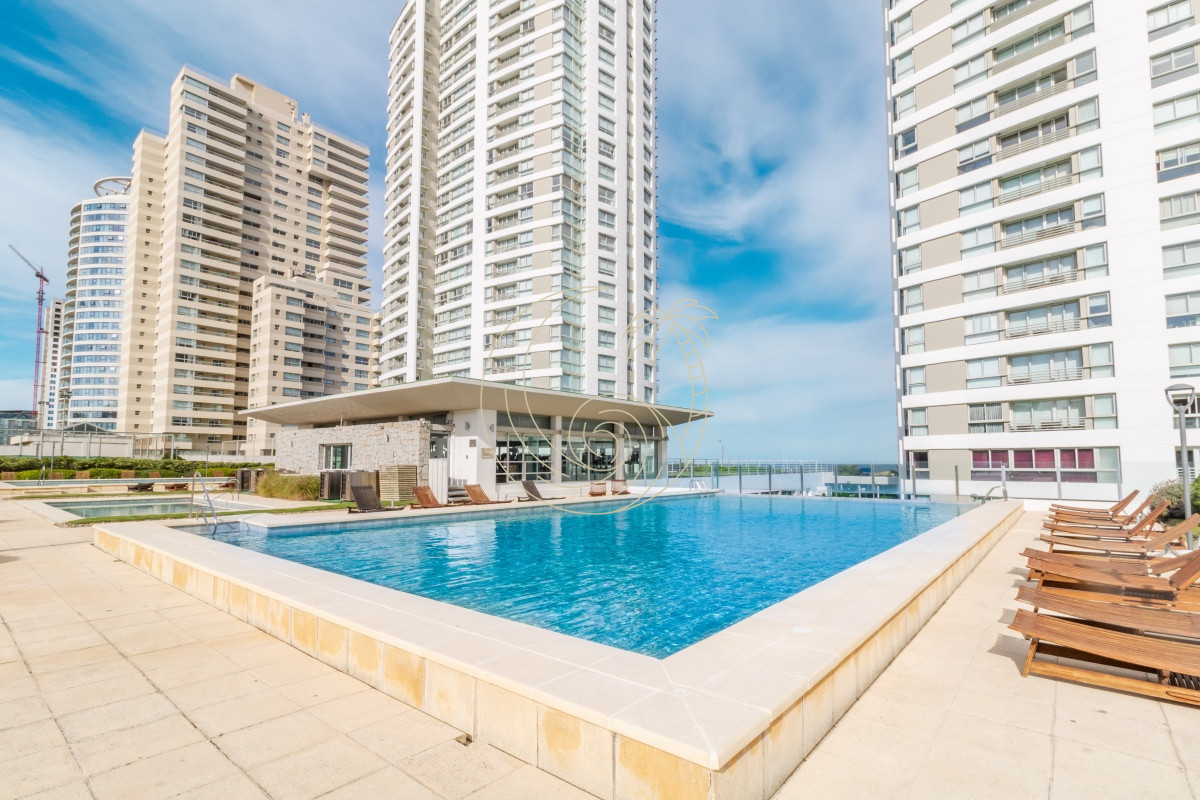 Apartamento ID.21092567 - Venta Apartamento en Punta del Este Le Parc II 1ra Línea Playa Brava