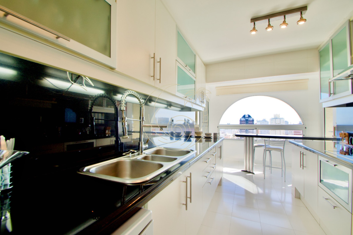 Apartamento ID.21092555 - Apartamento en venta con espectacular vista al Mar!