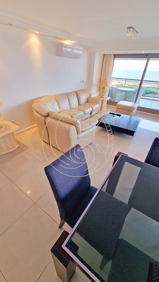 Apartamento ID.21092562 - Venta Apartamento en Punta del Este Imperiale 1ra Línea Playa Brava