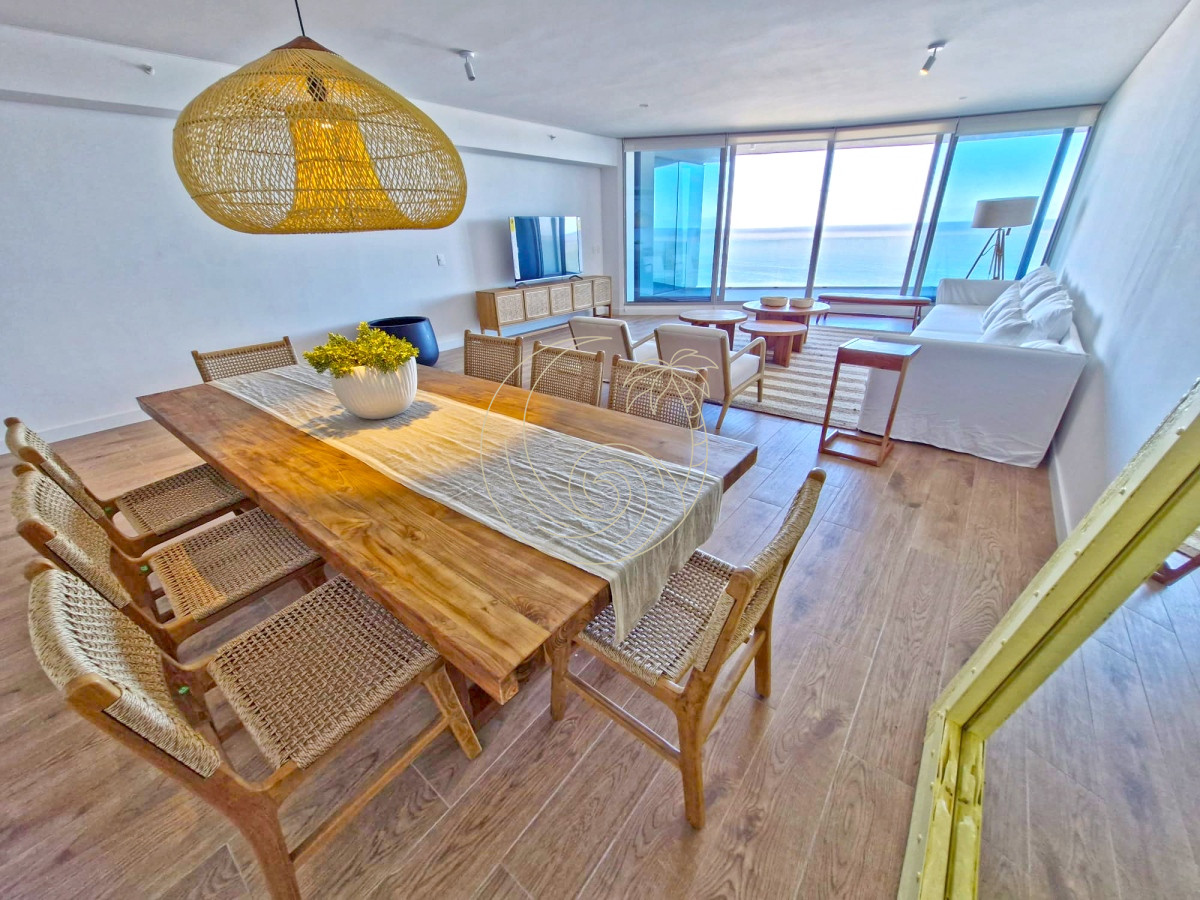 Apartamento ID.21092553 - Venta Apartamento en Punta del Este Trump Tower Playa Brava