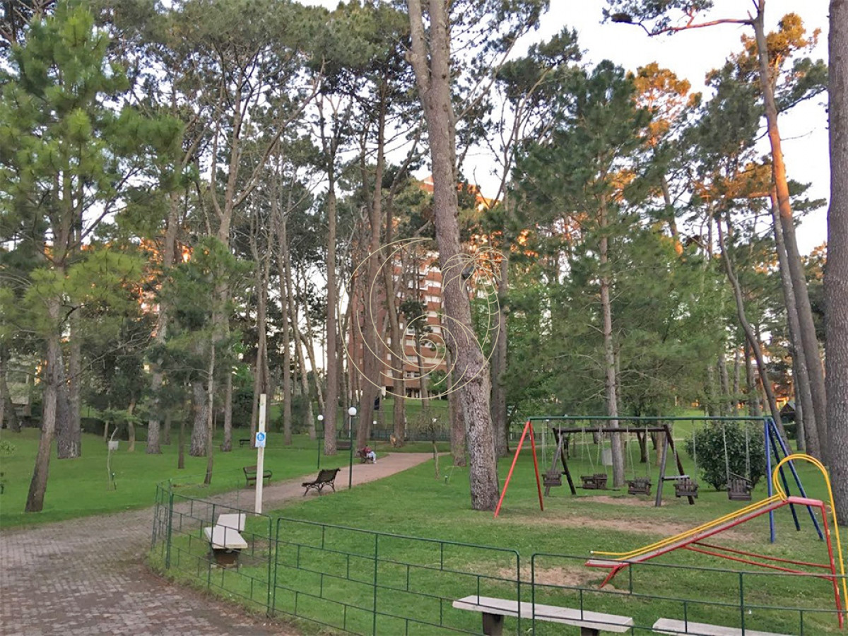 Apartamento ID.21092564 - Venta Apartamento en Punta del Este Complejo Arcobaleno