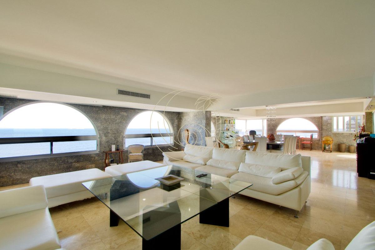 Apartamento ID.21092555 - Apartamento en venta con espectacular vista al Mar!