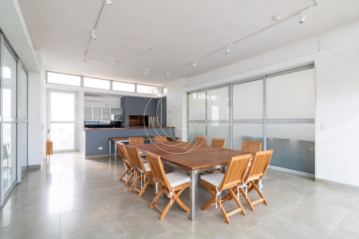 Apartamento ID.21092567 - Venta Apartamento en Punta del Este Le Parc II 1ra Línea Playa Brava