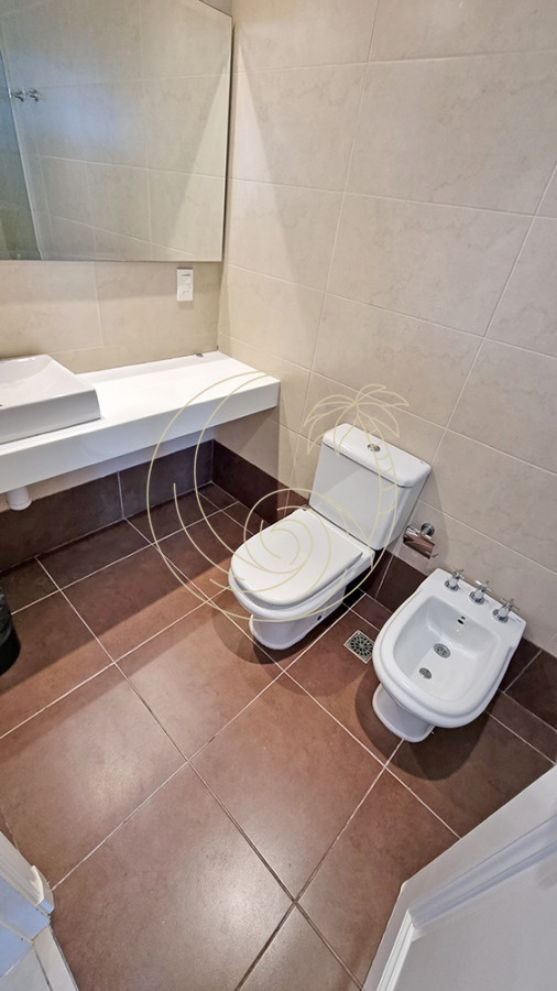 Apartamento ID.21092562 - Venta Apartamento en Punta del Este Imperiale 1ra Línea Playa Brava