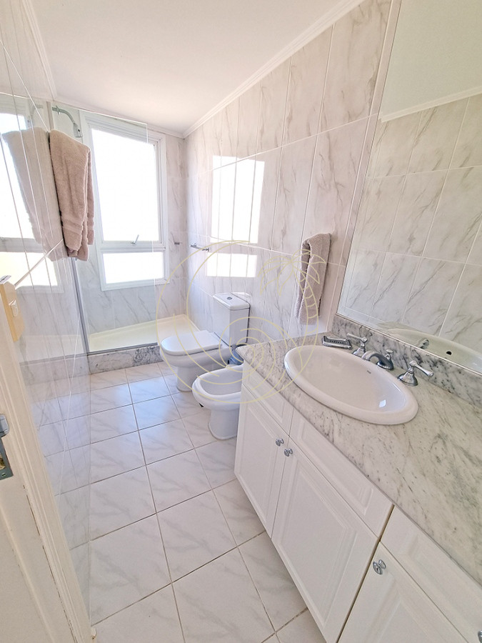 Apartamento ID.21092563 - Venta Apartamento en Punta del Este Millenium 1ra Línea Playa Mansa