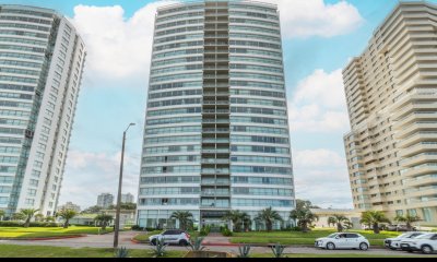 Venta Apartamento en Punta del Este Le Parc II 1ra Línea Playa Brava