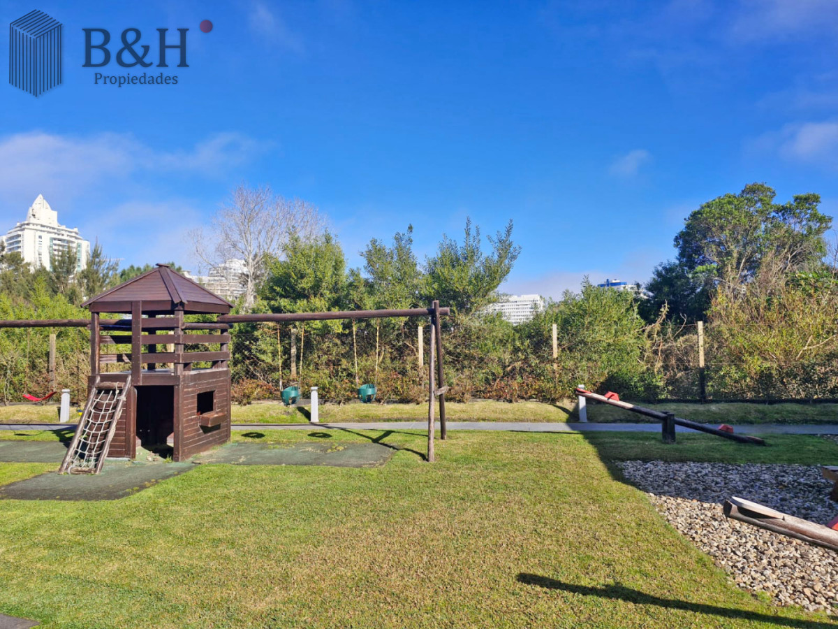 Apartamento ID.6371 - Venta Apartamento en Punta del Este Ocean Drive I en Roosevelt Brava 3 Dormitorios en Suite