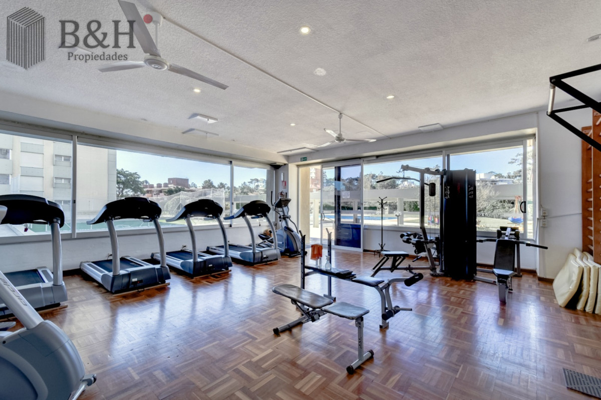 Apartamento ID.4974 - Venta Apartamento en Punta del Este Torre Fragata en Mansa