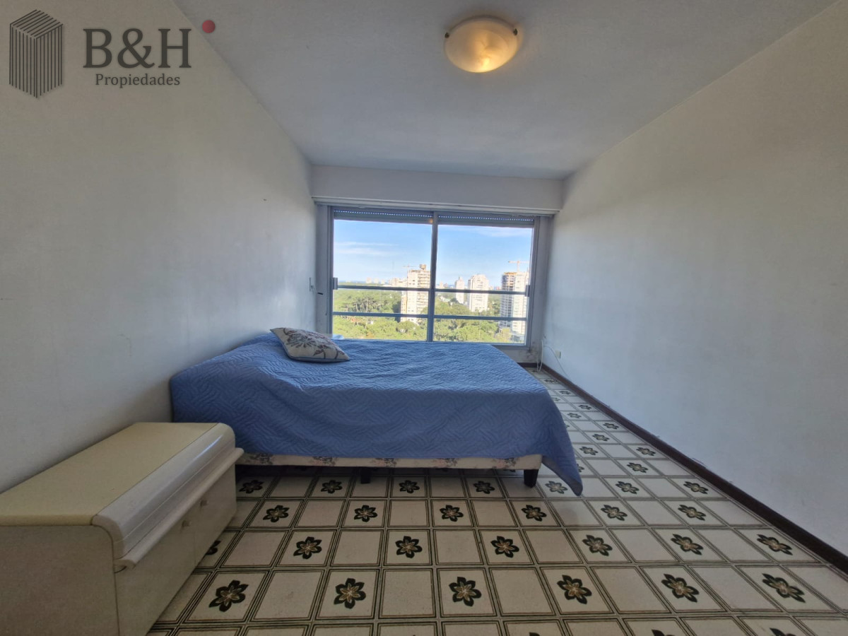 Apartamento ID.6429 - Venta Apartamento en Punta del Este Parquemar Bosque Semipiso en Zona Roosevelt