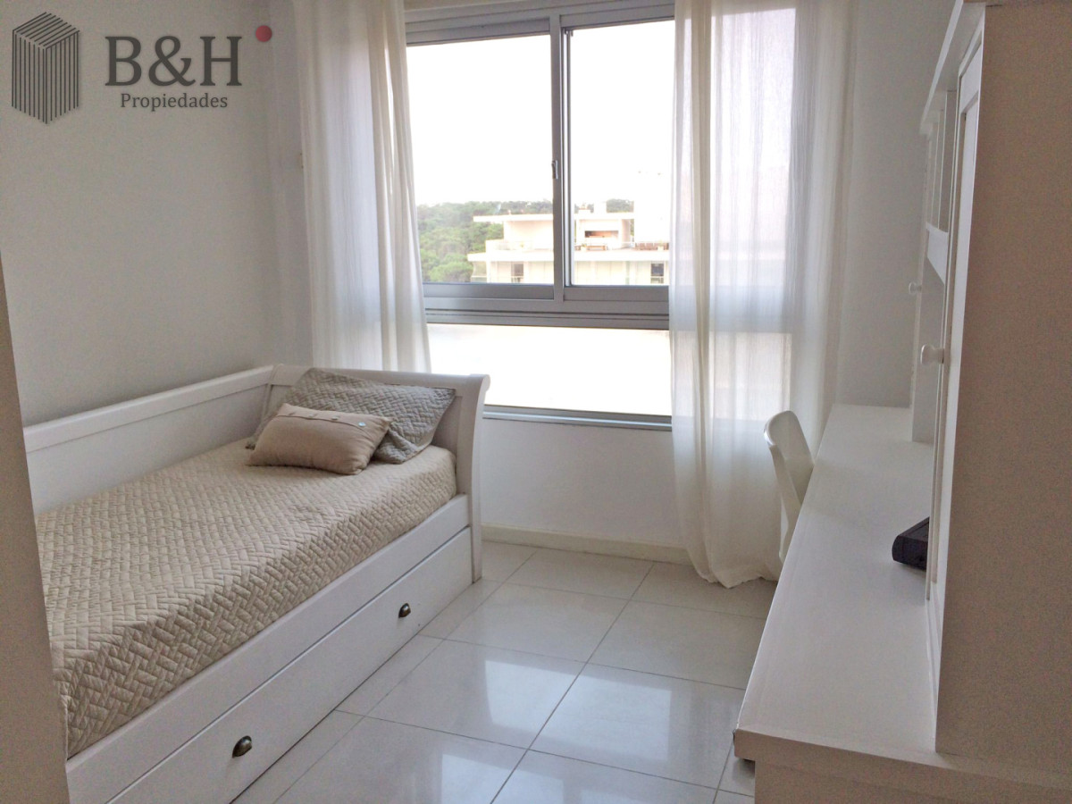 Apartamento ID.6371 - Venta Apartamento en Punta del Este Ocean Drive I en Roosevelt Brava 3 Dormitorios en Suite