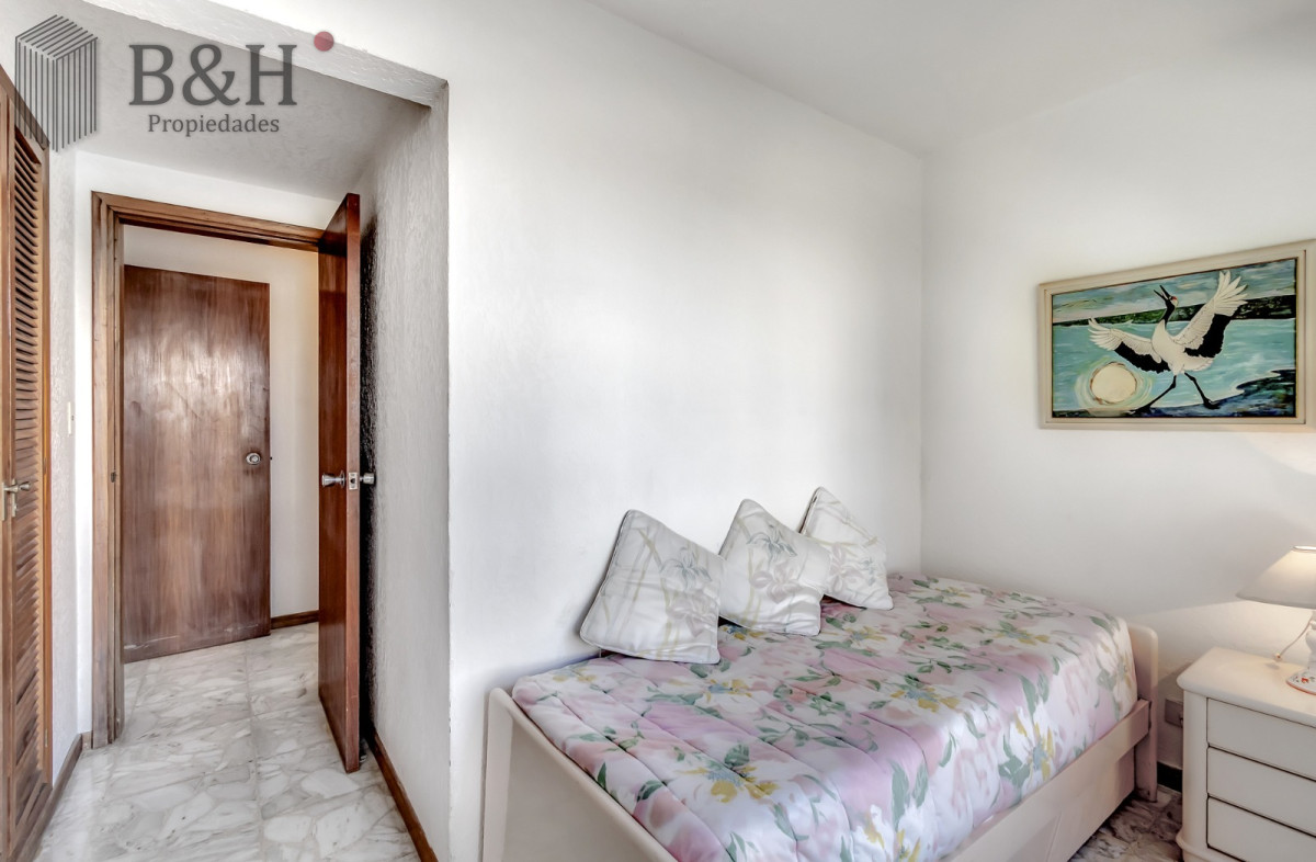 Apartamento ID.4974 - Venta Apartamento en Punta del Este Torre Fragata en Mansa