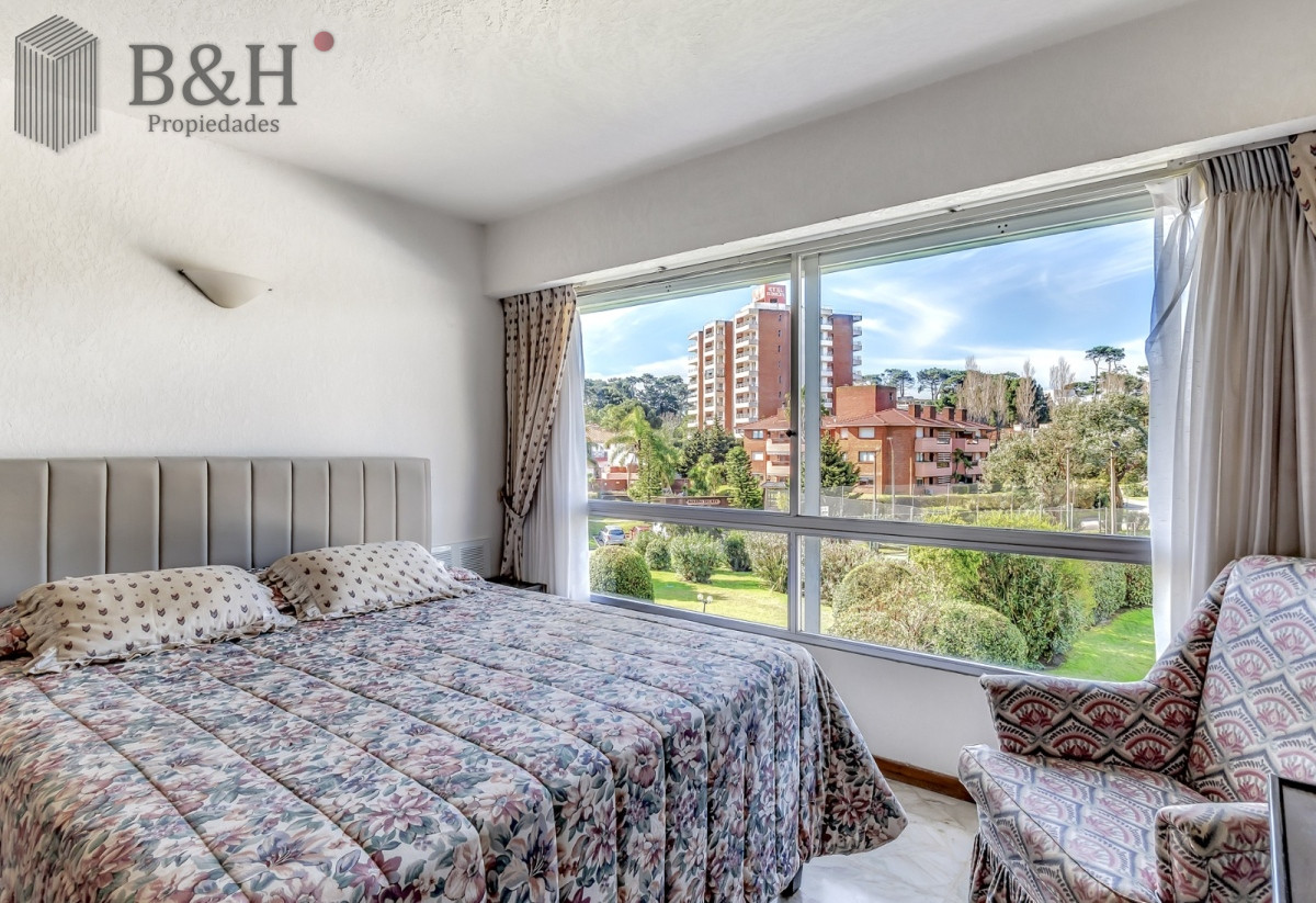 Apartamento ID.4974 - Venta Apartamento en Punta del Este Torre Fragata en Mansa
