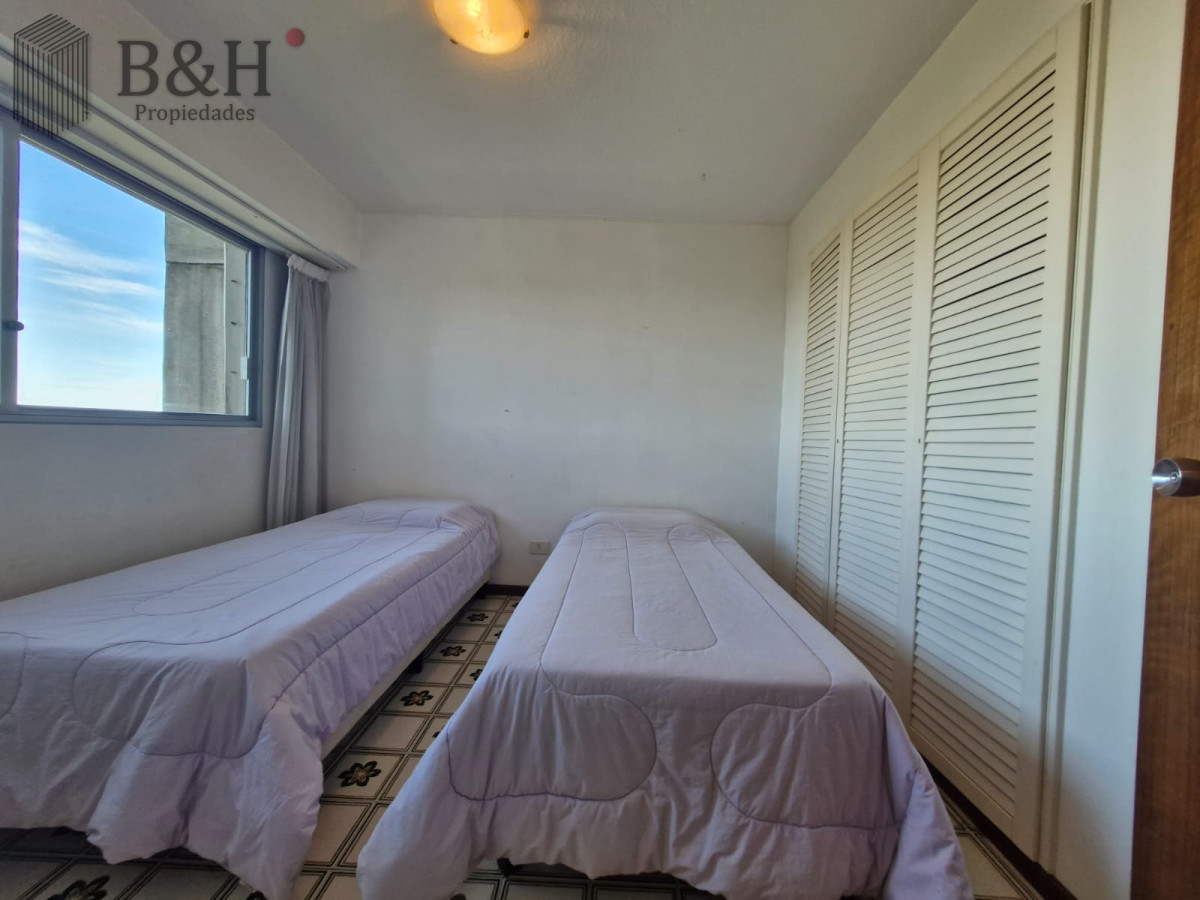 Apartamento ID.6429 - Venta Apartamento en Punta del Este Parquemar Bosque Semipiso en Zona Roosevelt