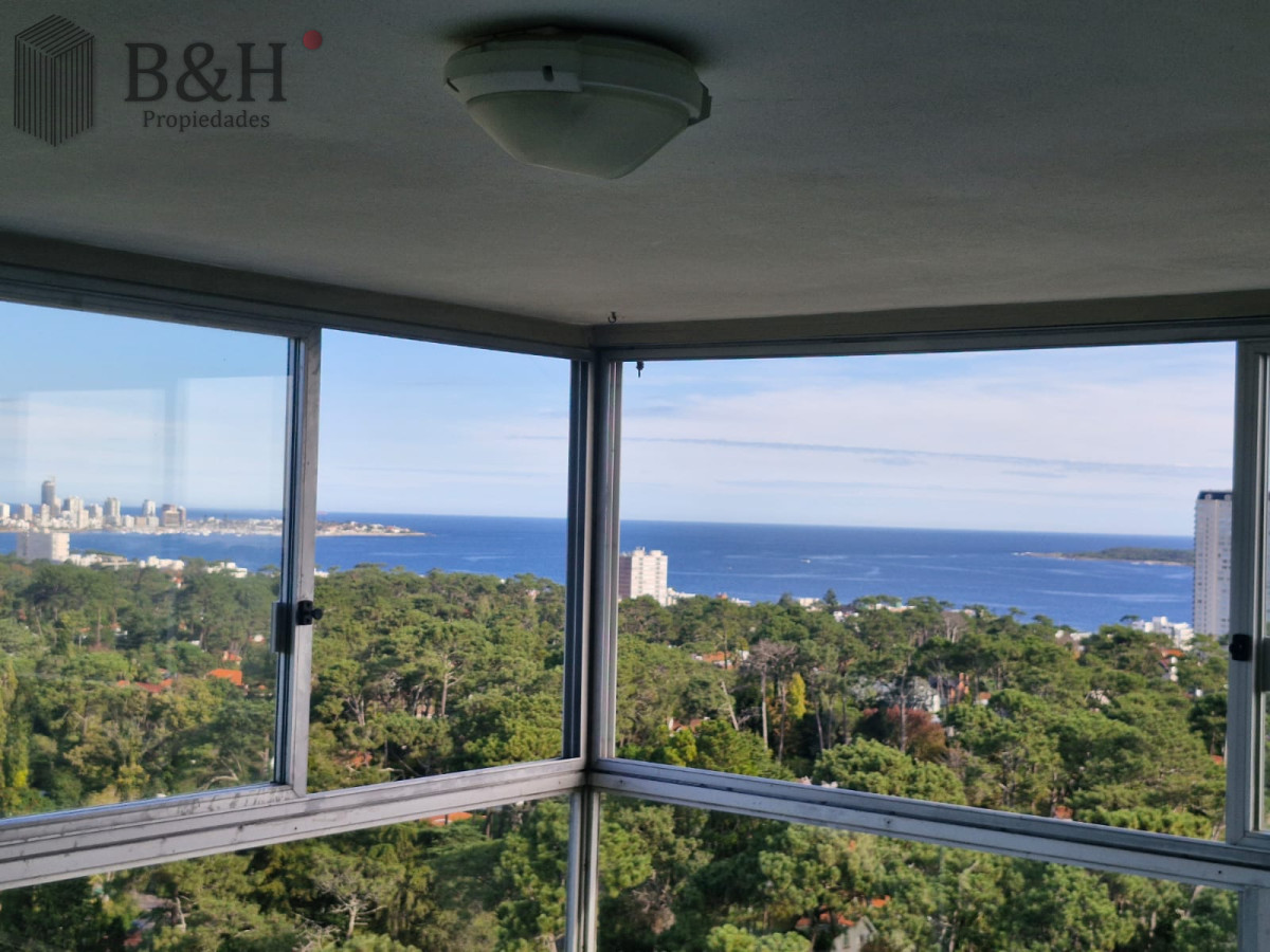 Apartamento ID.6429 - Venta Apartamento en Punta del Este Parquemar Bosque Semipiso en Zona Roosevelt