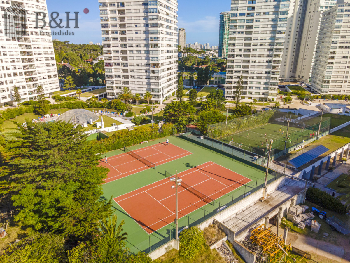 Apartamento ID.7106 - Apartamento en Punta del Este Mansa Torre Jefferson en Complejo Lincoln Center 1ra Línea de Mansa Excelentes Amenities