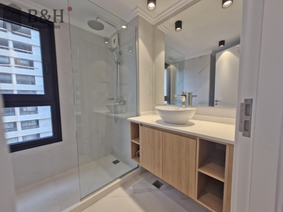 Apartamento ID.7357 - Venta Apartamento en Punta del Este Sea Garden Zona Roosevelt