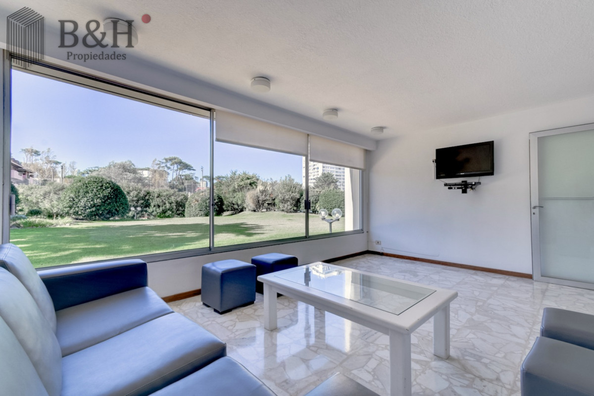 Apartamento ID.4974 - Venta Apartamento en Punta del Este Torre Fragata en Mansa