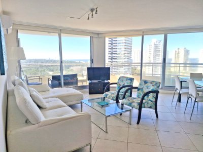 Venta Apartamento en Punta del Este Ocean Drive II en Aidy Grill 3 Suites