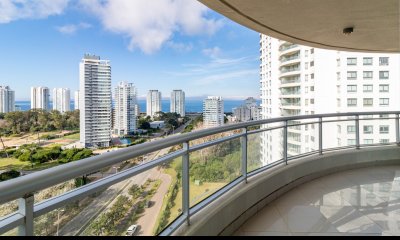 Venta Apartamento en Punta del Este Ocean Drive Zona Roosevelt