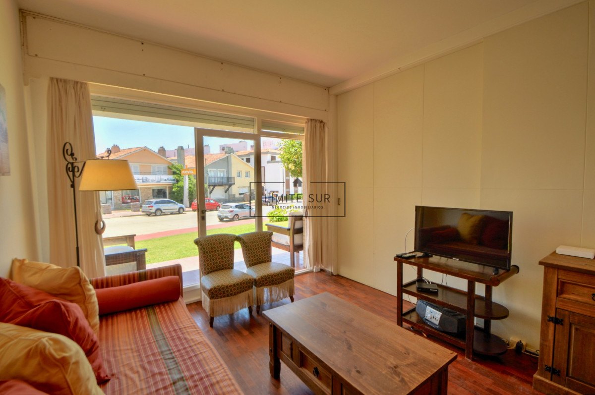 Apartamento ID.146 - Venta apartamento en Península a pasos de playa El Emir!