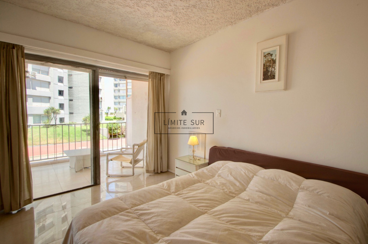Apartamento ID.145 - Venta muy lindo departamento zona brava