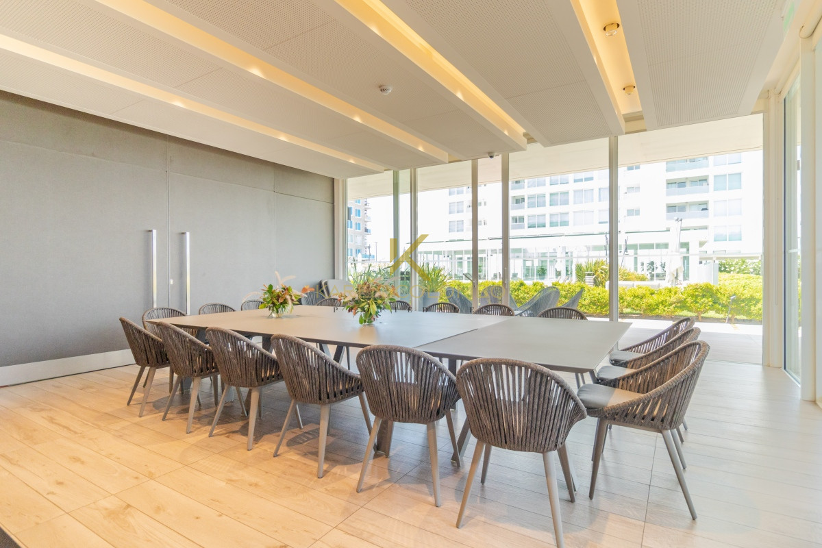 Apartamento ID.21095025 - Venta Apartamento en Punta del Este Le Parc III 1ra Línea Playa Brava