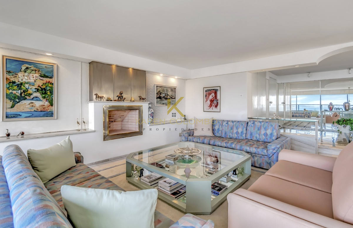 Apartamento ID.21095017 - Venta Apartamento en Punta del Este Golden Gate 1ra Línea de Mansa