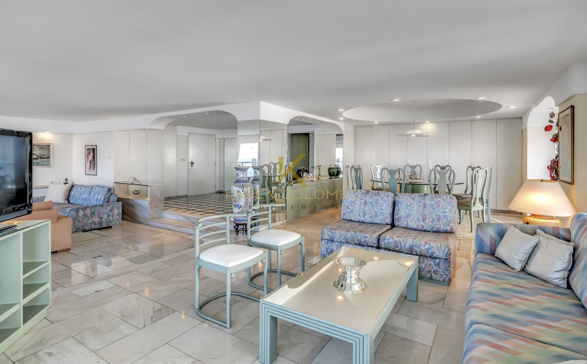 Apartamento ID.21095017 - Venta Apartamento en Punta del Este Golden Gate 1ra Línea de Mansa