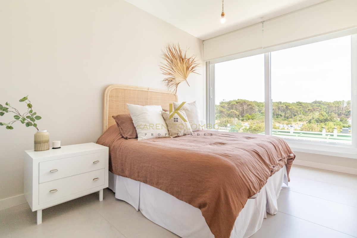 Apartamento ID.21095025 - Venta Apartamento en Punta del Este Le Parc III 1ra Línea Playa Brava