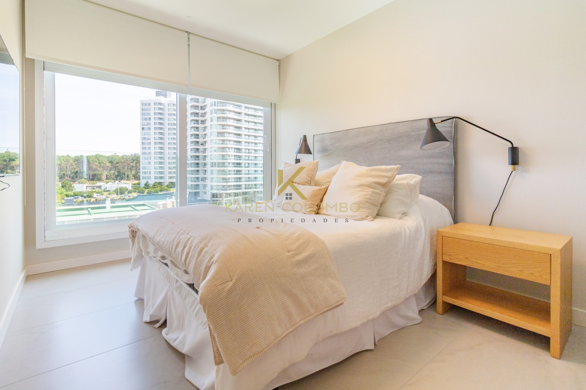 Apartamento ID.21095025 - Venta Apartamento en Punta del Este Le Parc III 1ra Línea Playa Brava